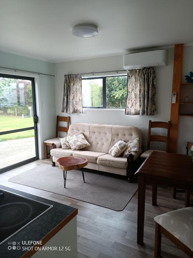 Flying Plate Saloon Apartment Waimate Екстериор снимка